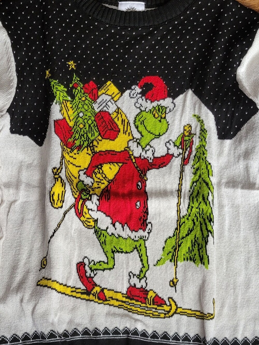 LEAVING 8-3 Grinch Christmas sweater ugly ski Santa